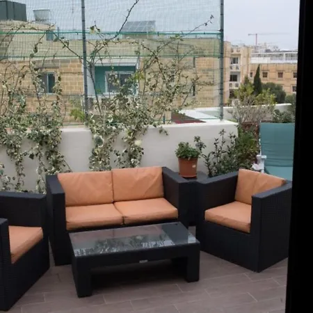 Lovely Penthouse With Private Sun Terrace Lägenhet Ta Xbiex