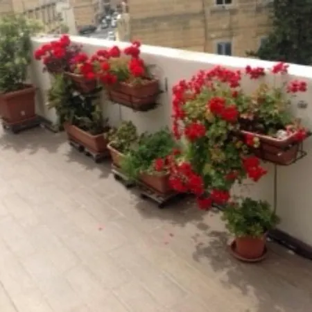 Lägenhet Lovely Penthouse With Private Sun Terrace