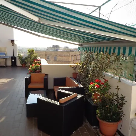 Lägenhet Lovely Penthouse With Private Sun Terrace