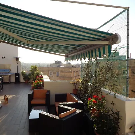 Lovely Penthouse With Private Sun Terrace